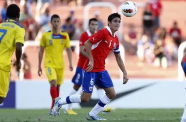 Lichvnosky y Martínez desde el inicio en Toulon