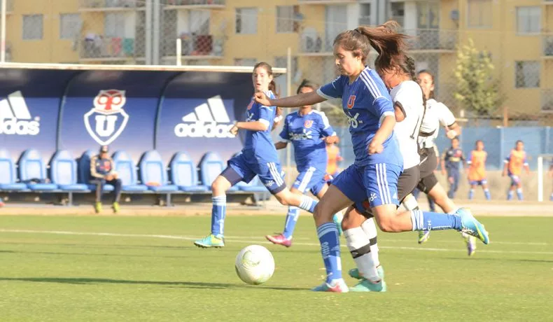 “Chunchitas” le quitaron el invicto a Colo-Colo