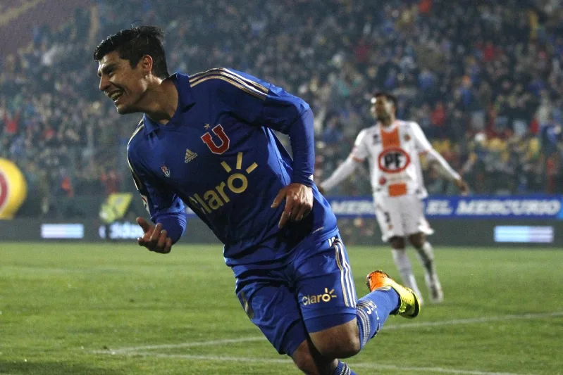 Amplia ventaja histórica de la U sobre Cobresal