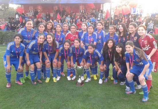 ¡Gigantes! Las "Chunchitas" ganaron el clásico y fueron campeonas
