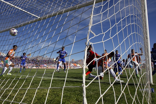 [Galería] Las postales del debut