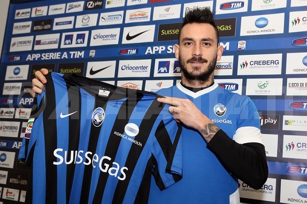 Pinilla debutó con empate en el Atalanta