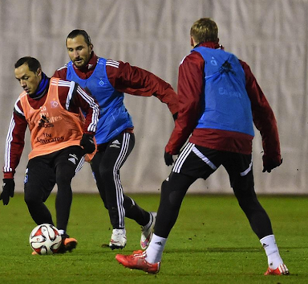 Hoy podría debutar Marcelo Díaz