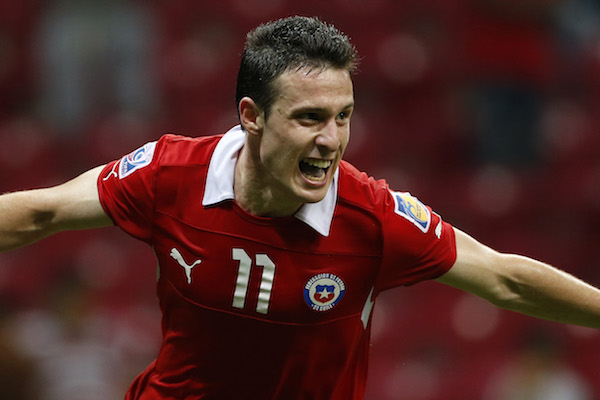 [Azules por el mundo] Henríquez está en la mira de un grande de Italia