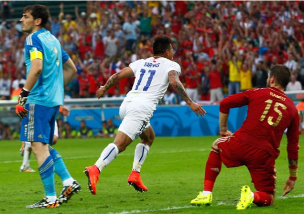 [VIDEO] El día de gloria de Edú Vargas y Charles Aránguiz contra España