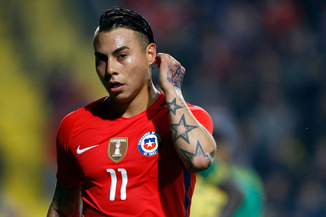 Se lesionó Eduardo Vargas