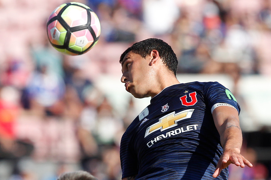 Isaac Díaz sumó minutos en partido amistoso con Recoleta