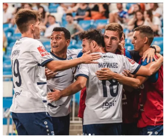 Qué bien vendría ahora: gol de exazul le da triunfo clave a su club en Rusia