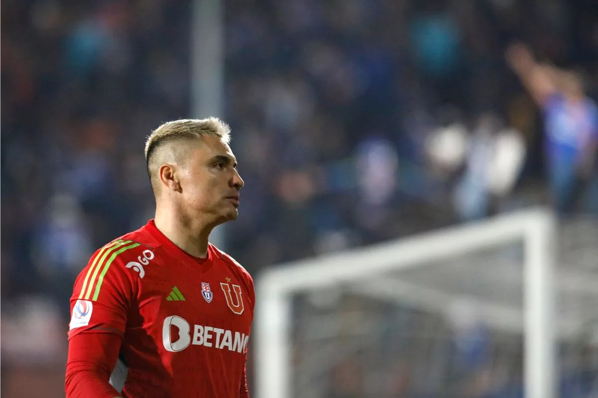 Mazazo a Cristóbal Campos: Arquero de la U enfrenta otra mala noticia; ex azul lo deja fuera de importante compromiso