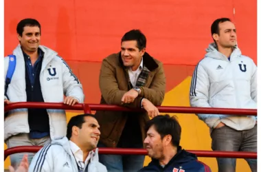 Michael Clark se hace ver en el partido de las Leonas y adelanta lo que hará para el Superclásico