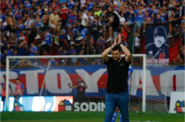 Ídolo de la U no toleró suspensión del debut azul: "Rabia, pena y desilusión"