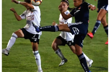 Superclásico femenino: la U sale con todas sus figuras