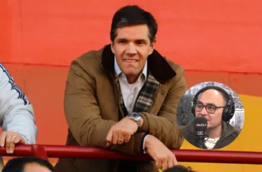 "¡Ni siquiera va al estadio!": Fernando Agustín Tapia lapida gestión de Azul Azul y Michael Clark por actual momento de la U