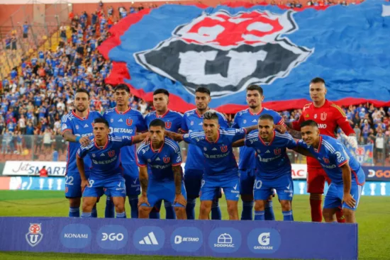 ¿Factor público? El irregular rendimiento de la U jugando de local este 2023