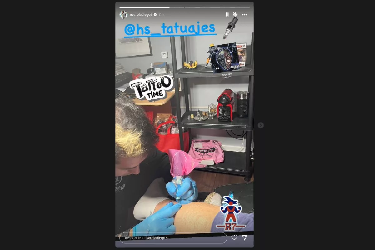 La polera en la piel: Diego Rivarola sorprende con bullanguero tatuaje en referencia a su mítica camiseta