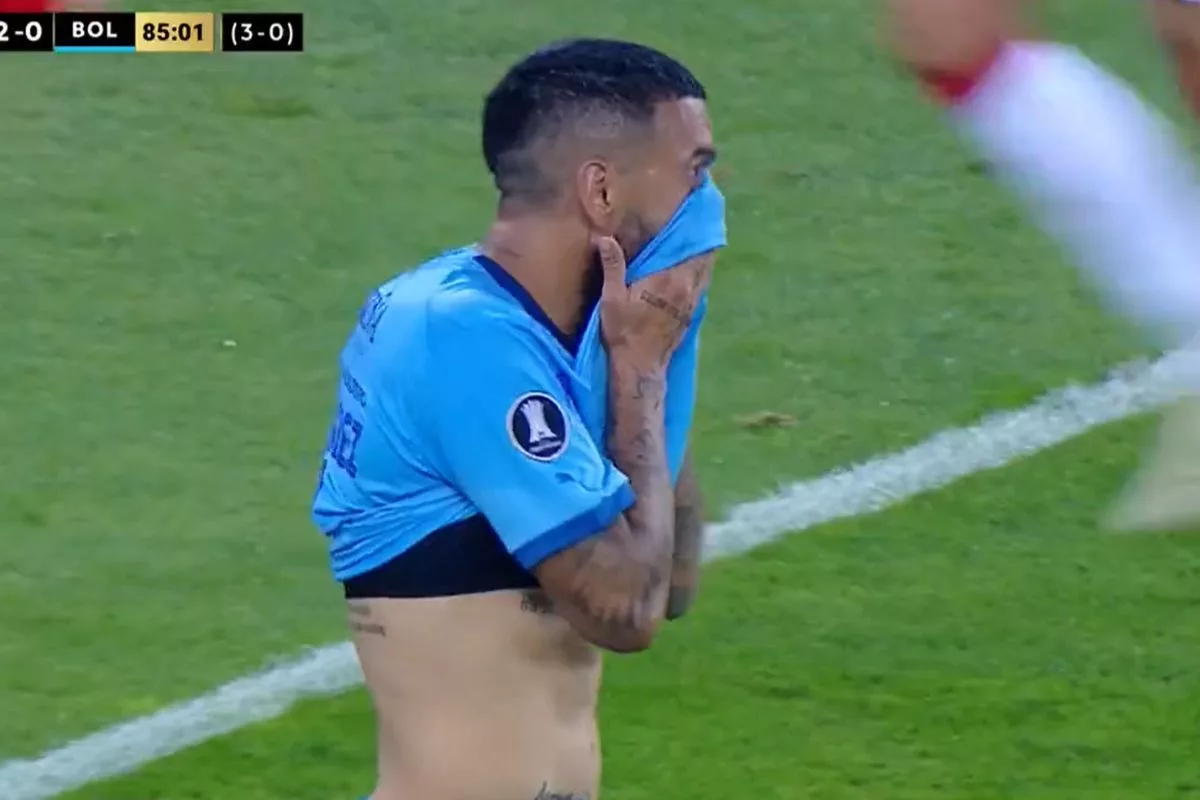 ¡No lo pudo creer! Ronnie Fernández falló penal en eliminación del Bolívar en Copa Libertadores