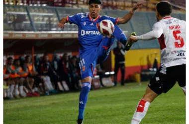 Sentimientos encontrados: Berizzo comentó el traspaso de Darío Osorio a Europa