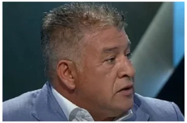 Despiadado análisis: Claudio Borghi afirma que jugadores de la U no conocen la historia del club y además son "pavos"