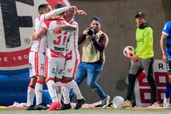 Tuvo dos pasos y anotó en una final: El especial reencuentro de jugador de Copiapó con Universidad de Chile