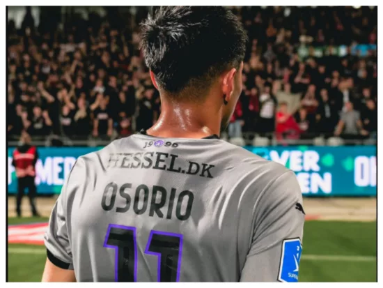 Darío Osorio es protagonista del vibrante Derby de Jutlandia en su segundo partido por el Midtjylland FC