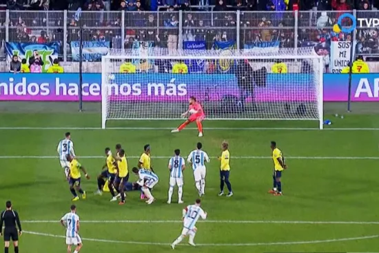 Eliminatorias: Así fue el golazo de tiro libre de Lionel Messi que dejó inmóvil a Hernán Galíndez