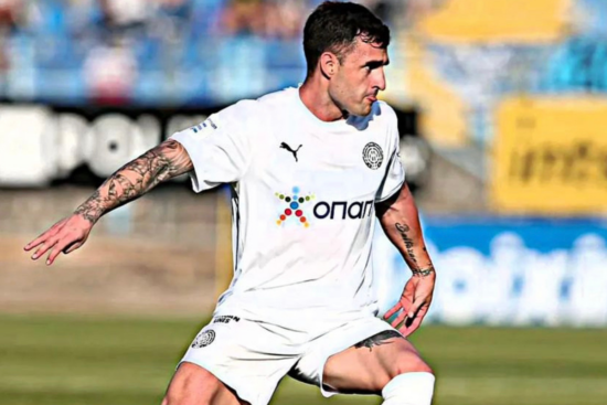 El destape de Gallegos: Marca su primer gol de la temporada en el OFI de Creta