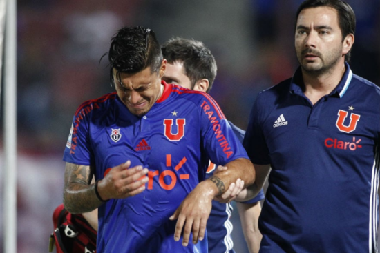 Demanda contra la U: médicos exigen indemnización económica tras despidos