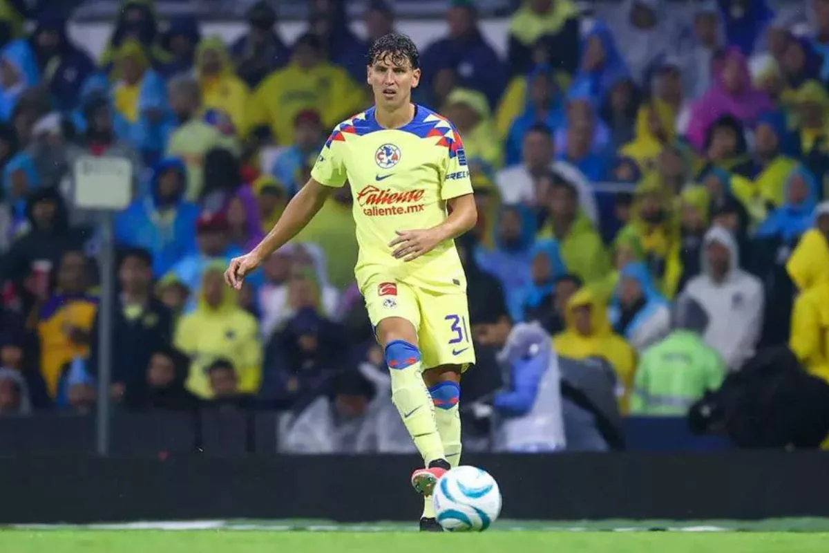 Hinchas del América embobados con debut de Lichnovsky y piden disculpas por críticas a su llegada: "Parece Sergio Ramos"
