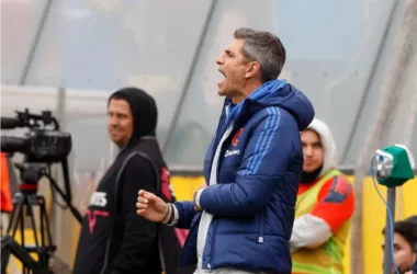Mauricio Pellegrino destacó la emoción del partido, pero quedó disconforme con la cancha del Santa Laura