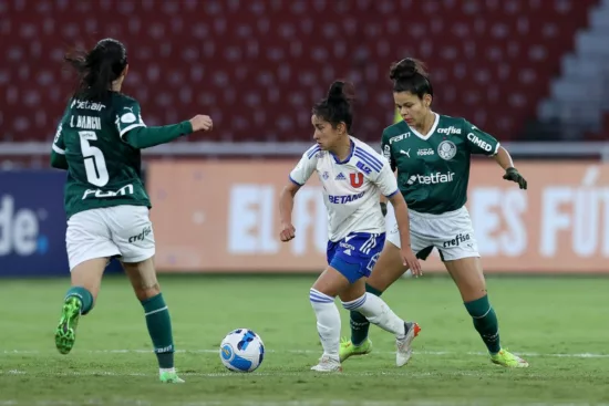 ¿Cuándo debutan? Revisa cómo ver los partidos de las Leonas de la U en la Copa Libertadores Femenina 2023