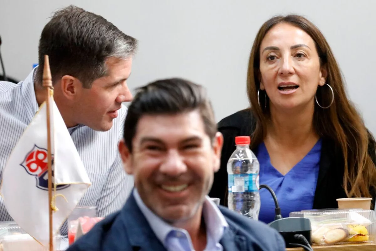 El sarcasmo de Cristián Caamaño para disparar contra la dirigencia de la U: "Si usted quiere cuidar su plata y..."