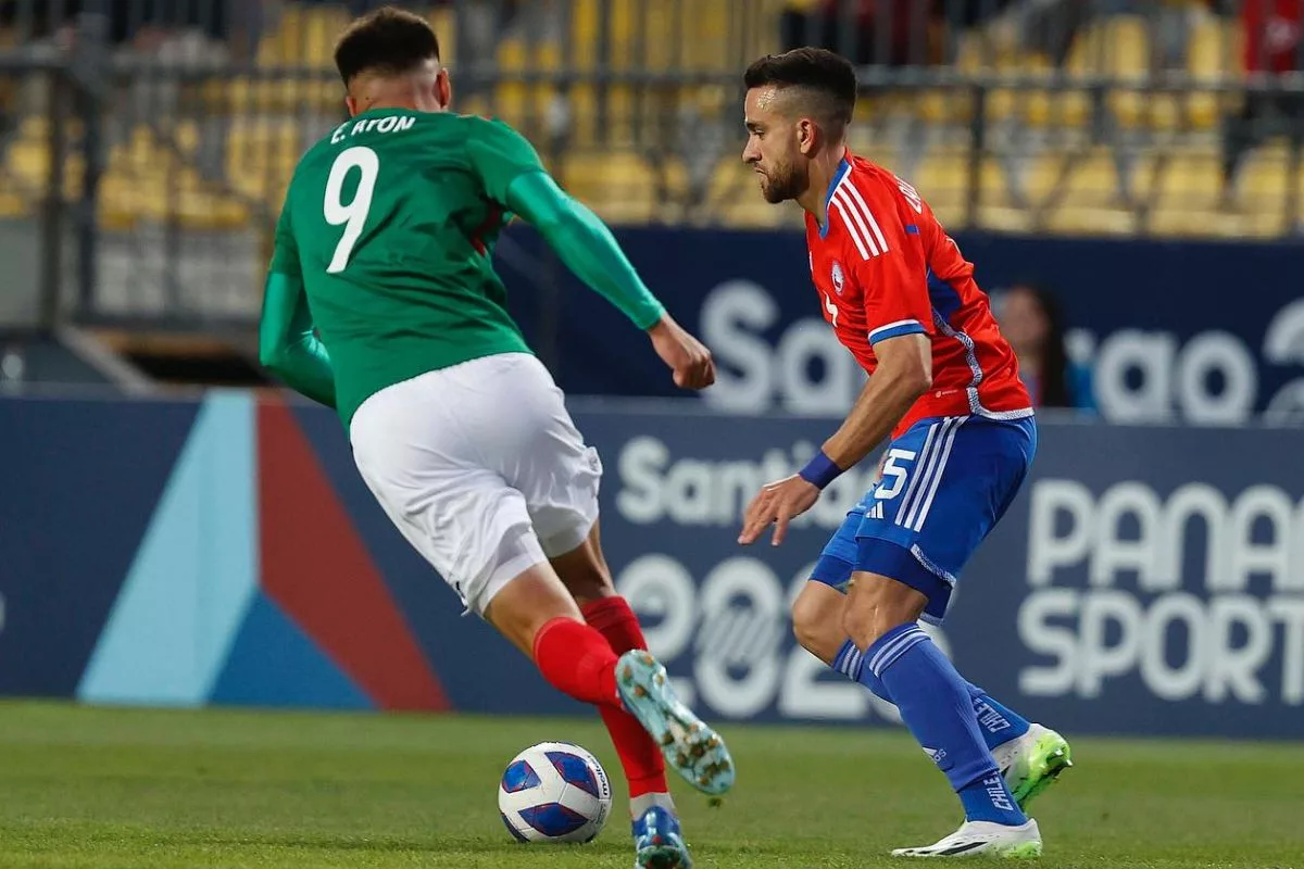 Sabe qué hacer: La decisión de Mauricio Pellegrino con respecto a la presencia de Matías Zaldivia y Lucas Assadi en el partido ante Everton