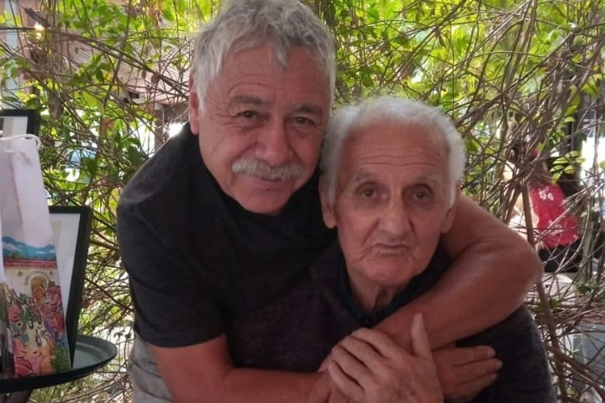 Ídolo de la U envía todo su respeto y apoyo a Carlos Caszely por sufrir un ACV: "Los azules estamos a muerte contigo"