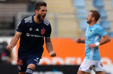 Goleador de raza: Joaquín Larrivey marca un hat-trick con Magallanes