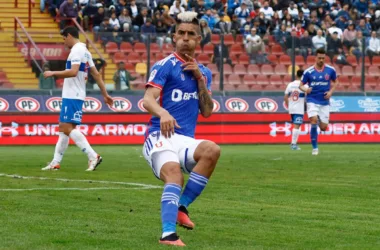 Baila que baila: La U se acordó de ganar en el Clásico Universitario y sueña con un cupo a copas internacionales