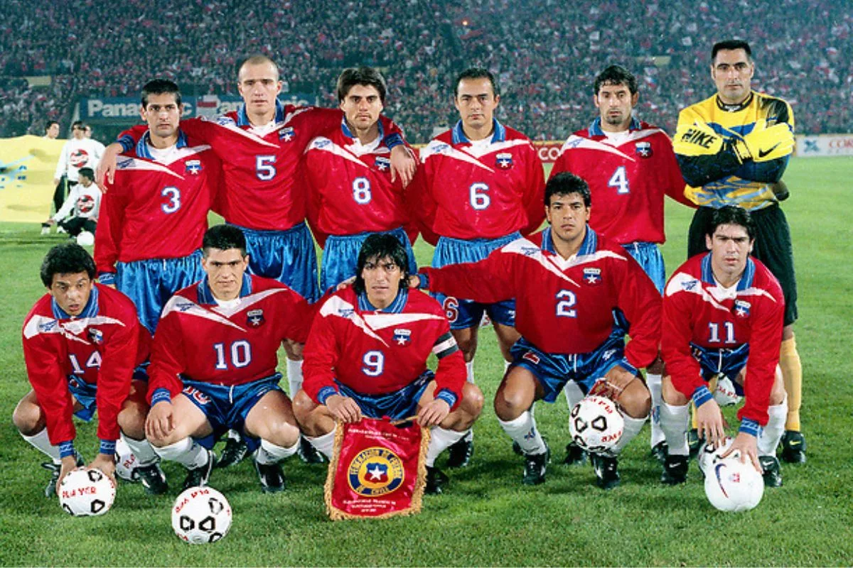 Chile azul: La noche en que la Selección Nacional venció a Paraguay con siete jugadores de la U en cancha