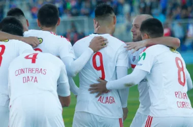 Invitado especial: Hinchas lo piden para la U y ayer asistió al cumpleaños de Marcelo Díaz