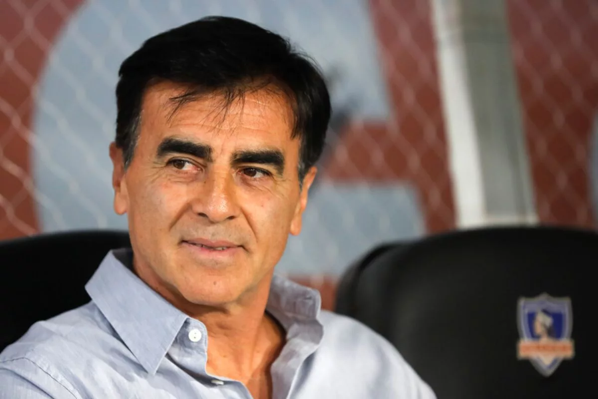 Ex Colo-Colo busca arruinar los planes de la U sobre su próximo refuerzo