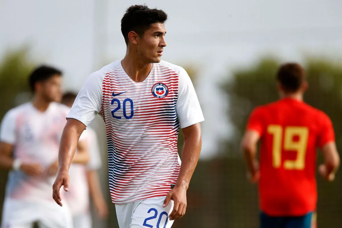 Golpe en la Roja Sub 23: Nicolás Córdova liberó a canterano de la U del Preolímpico por no presentarse a entrenar