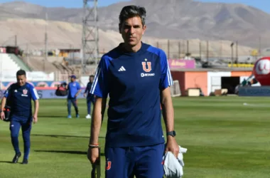 Polémica: El paseo de Mauricio Pellegrino que enfureció al plantel de la U en la previa del duelo contra Cobresal