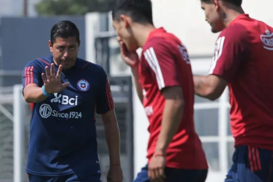 Golpe en la Roja Sub 23: Nicolás Córdova liberó a canterano de la U del Preolímpico por no presentarse a entrenar
