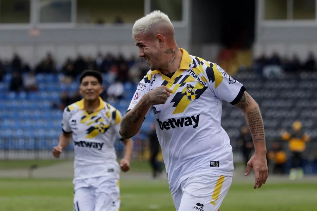 Se complica su llegada a Universidad de Chile: La millonaria cifra que pide Coquimbo Unido por Rodrigo Holgado