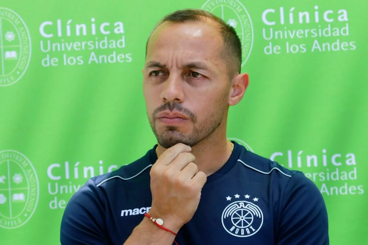 Dan nuevas señales del posible arribo de Marcelo Díaz a Universidad de Chile: "No ha firmado, pero..."