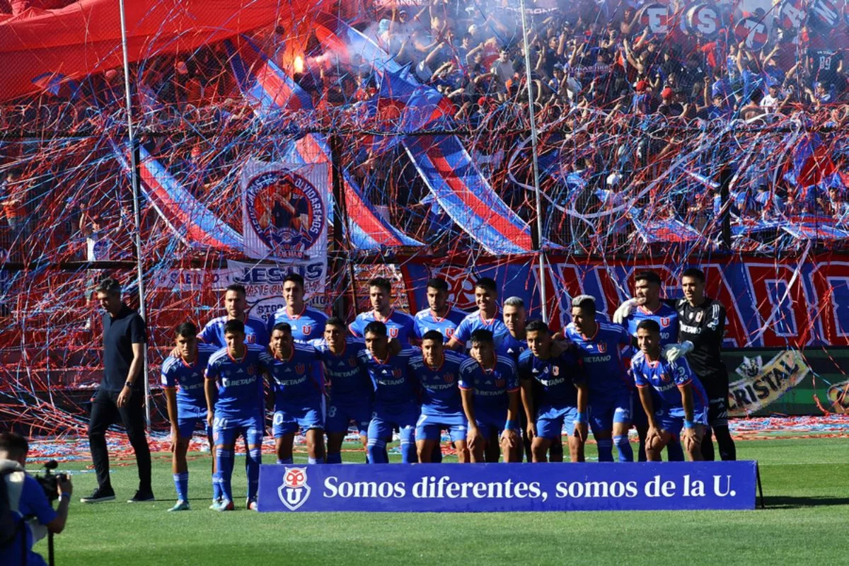 Universidad de Chile oficializó la salida de sus dos primeros jugadores: Le dice adiós a un canterano y un extranjero