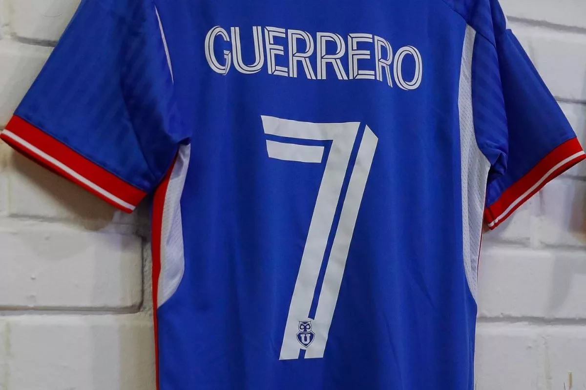 Varios cambios: Estos son los números que utilizarán los jugadores de Universidad de Chile contra Unión Española