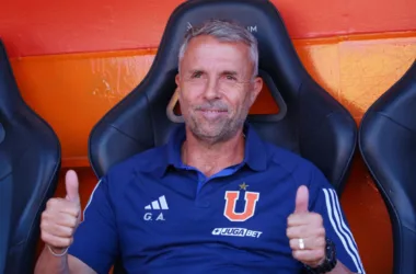 Compañero se cuadra con Marcelo Díaz y marca la diferencia de la pretemporada de Gustavo Álvarez con la de otros entrenadores