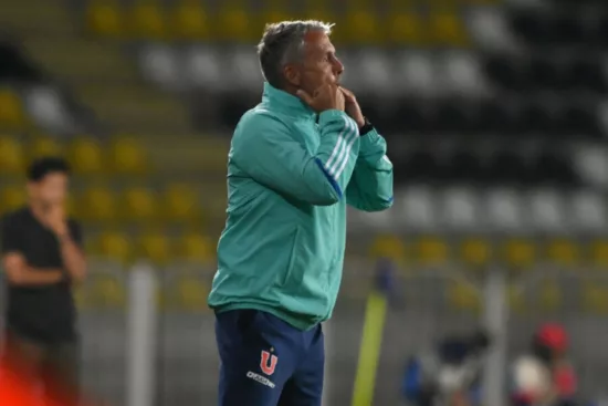 "Lo hizo con Huachipato": Advierten qué busca Gustavo Álvarez con el cambio de formación en el amistoso contra Coquimbo