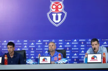 Gustavo Álvarez señaló que quería evaluar: La razón de la U para no esperar los amistosos para fichar a Matías Sepúlveda