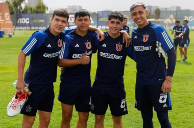 Quieren resaltar en la U: Los juveniles que buscan sorprender a Gustavo Álvarez en el primer amistoso del año