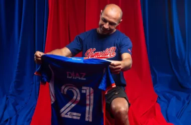 La 7 de Rivarola tiene dueño: La U determinó los números que usarán sus refuerzos para este 2024